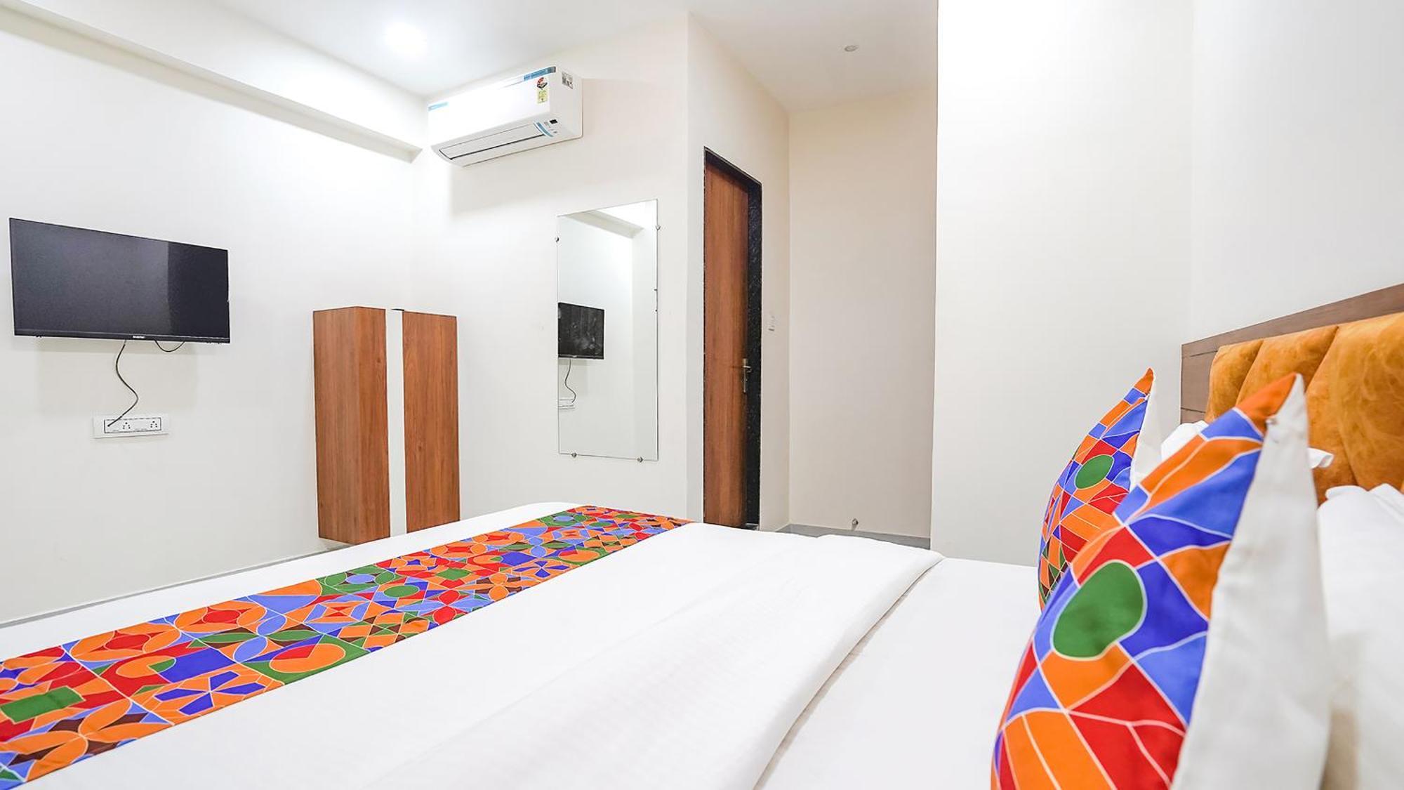 Fabhotel Vishala In Ahmedabad Bagian luar foto