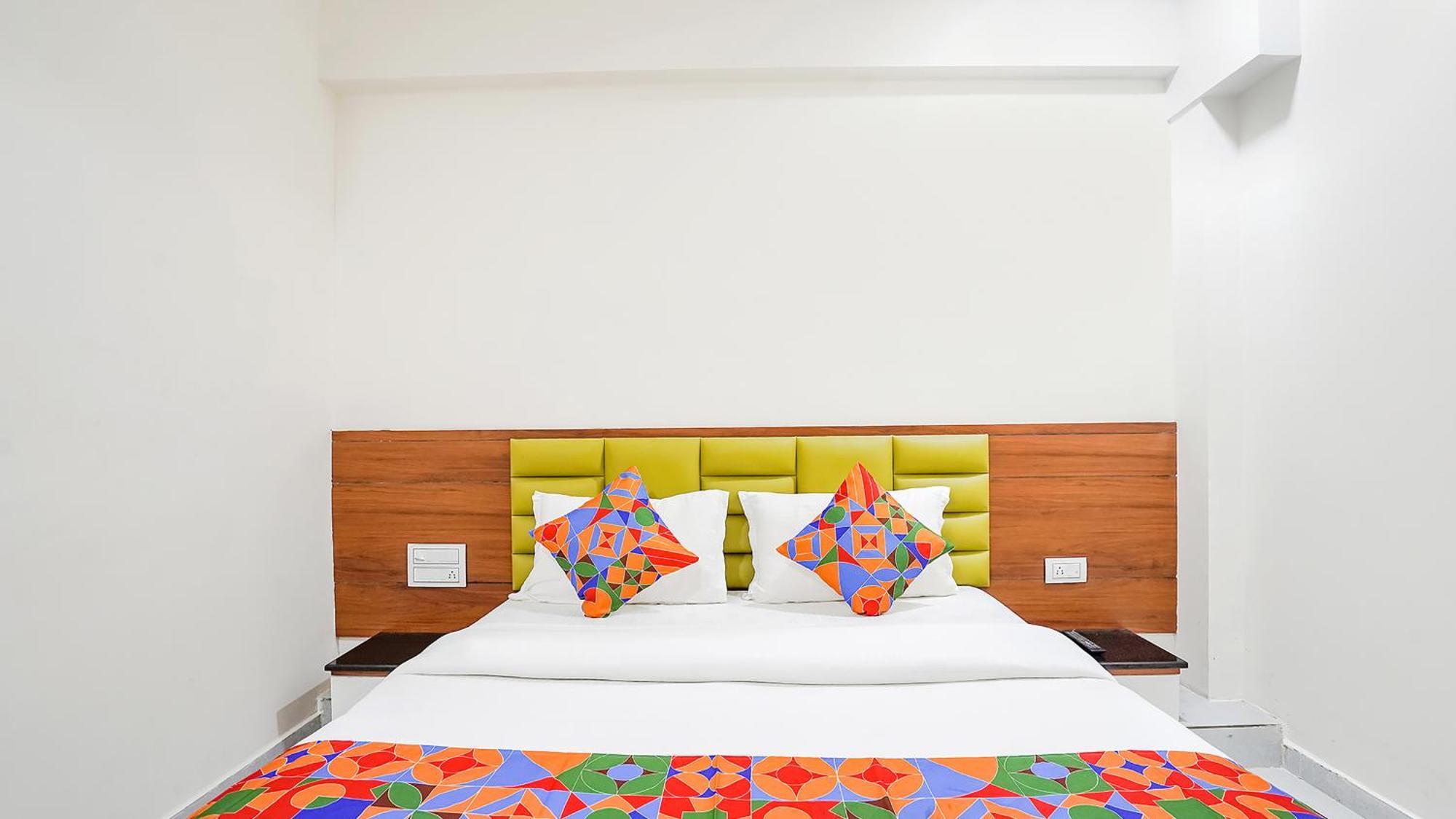 Fabhotel Vishala In Ahmedabad Bagian luar foto
