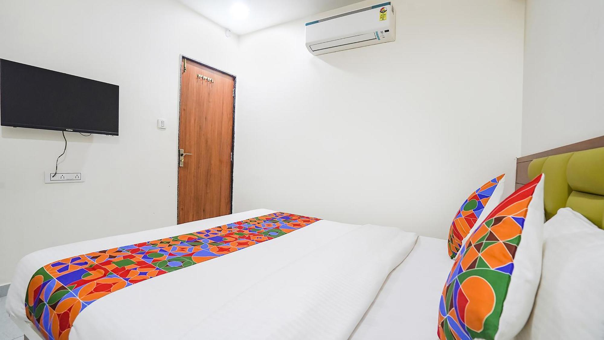 Fabhotel Vishala In Ahmedabad Bagian luar foto