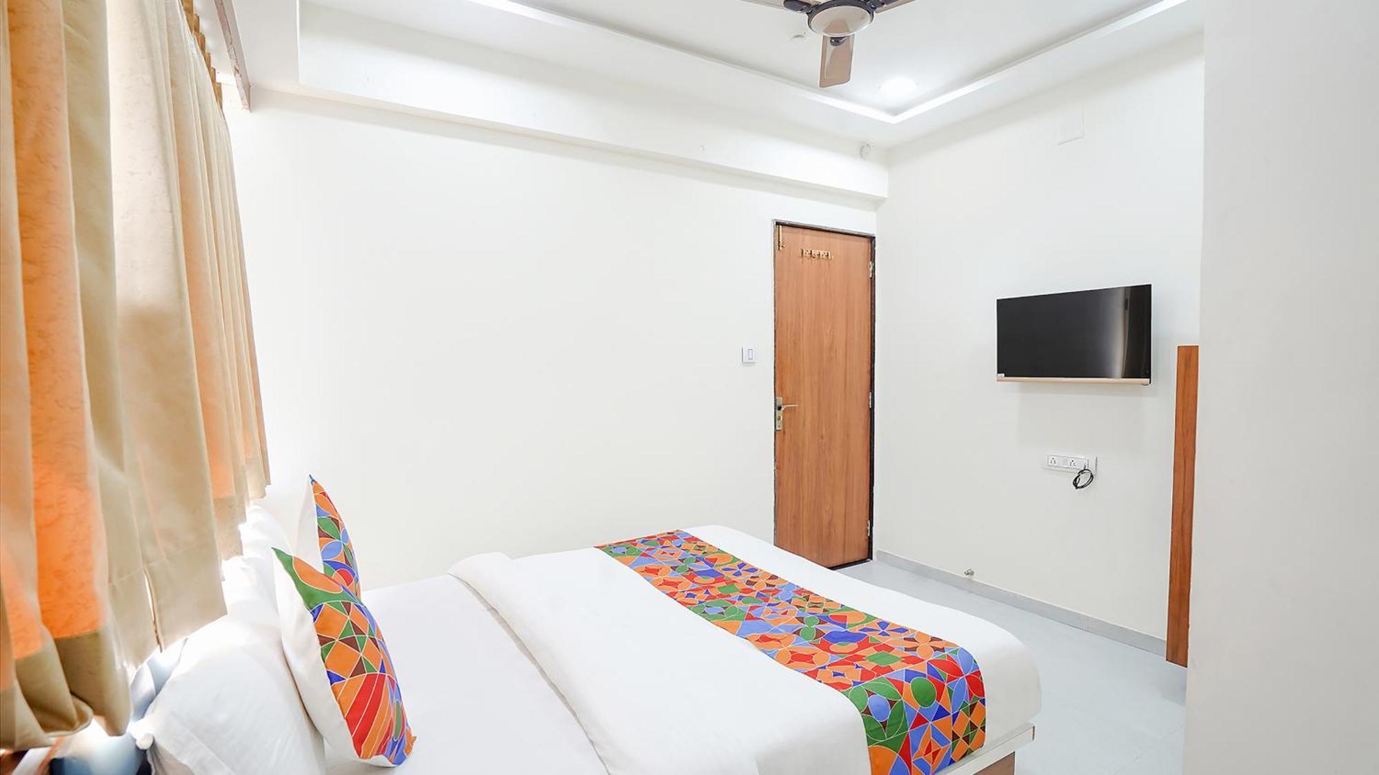 Fabhotel Vishala In Ahmedabad Bagian luar foto