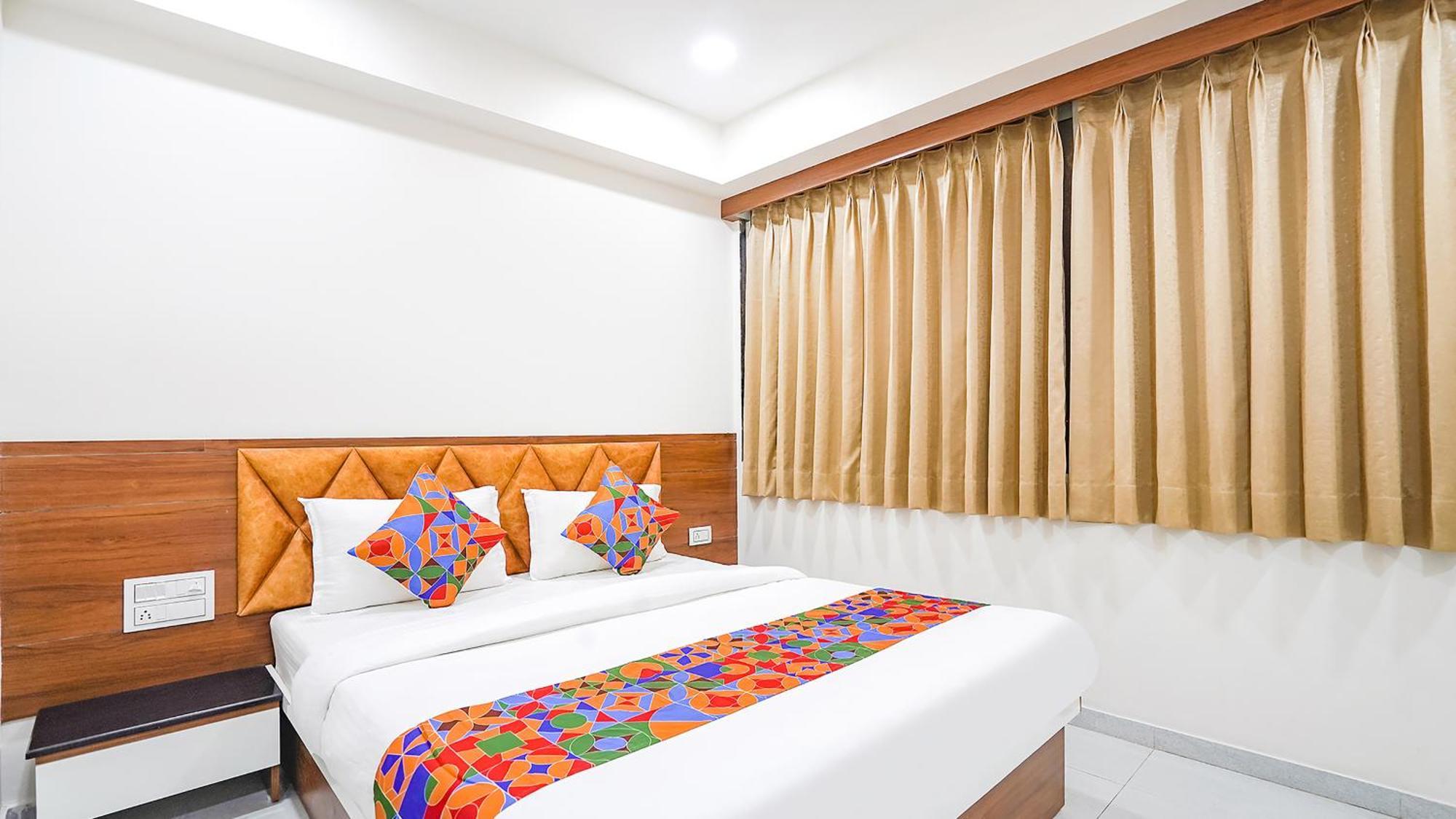 Fabhotel Vishala In Ahmedabad Bagian luar foto