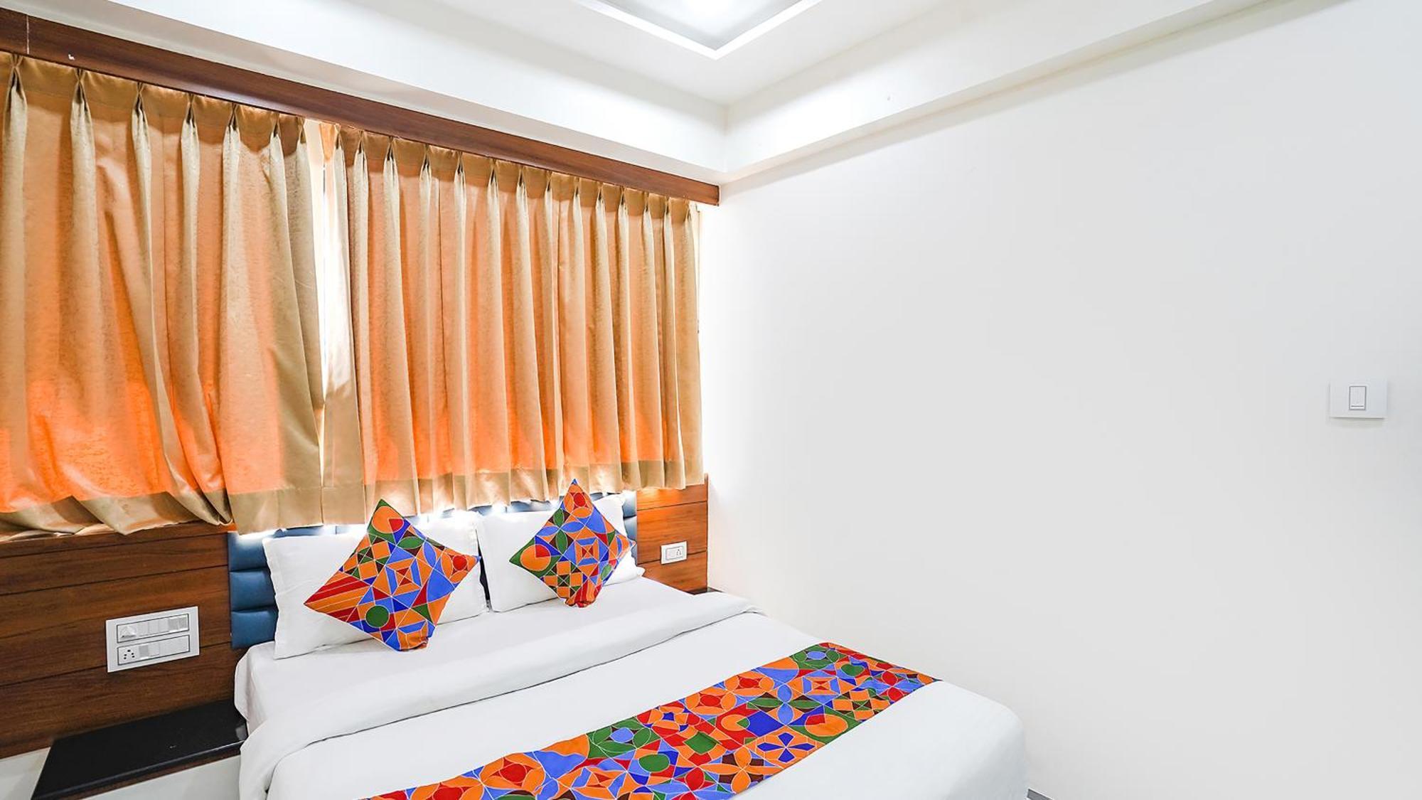 Fabhotel Vishala In Ahmedabad Bagian luar foto