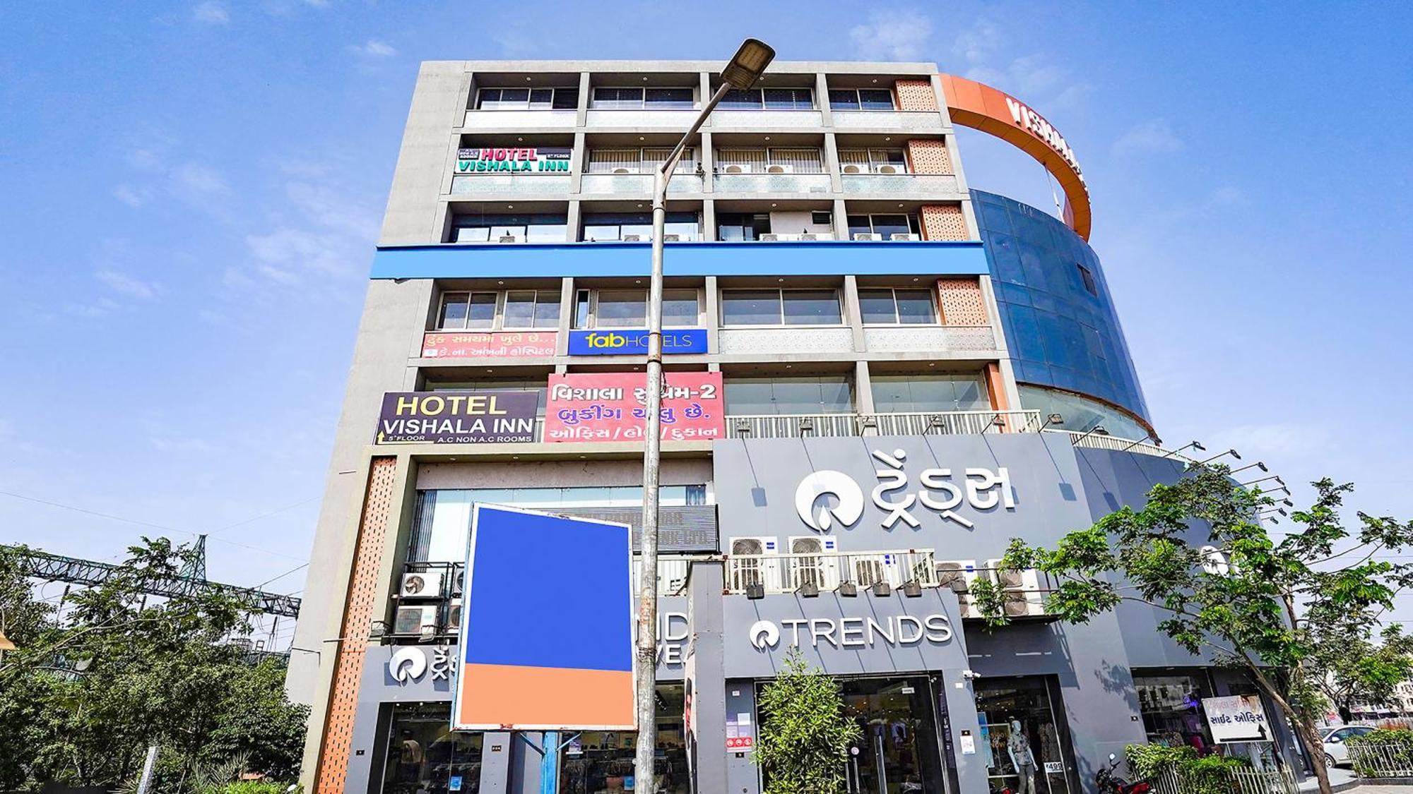 Fabhotel Vishala In Ahmedabad Bagian luar foto