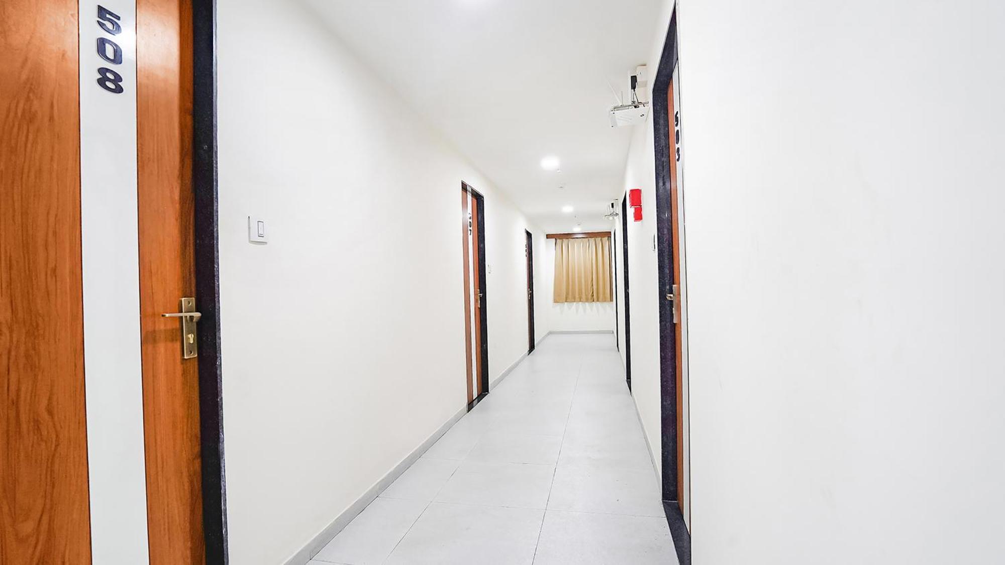 Fabhotel Vishala In Ahmedabad Bagian luar foto